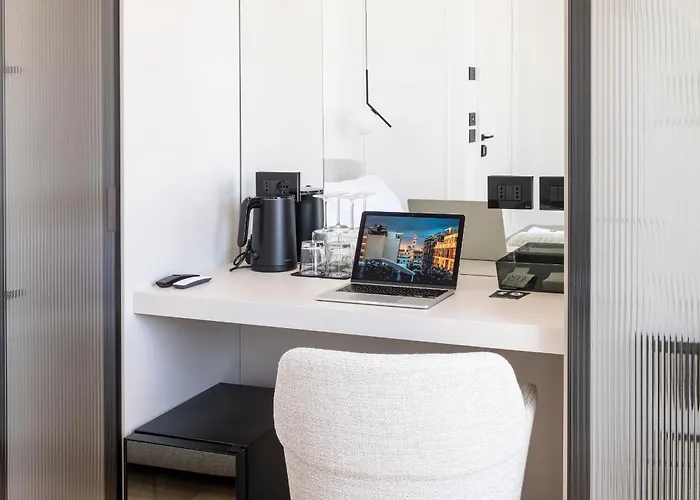 Le Terrazze Oda ve Kahvaltı 4*